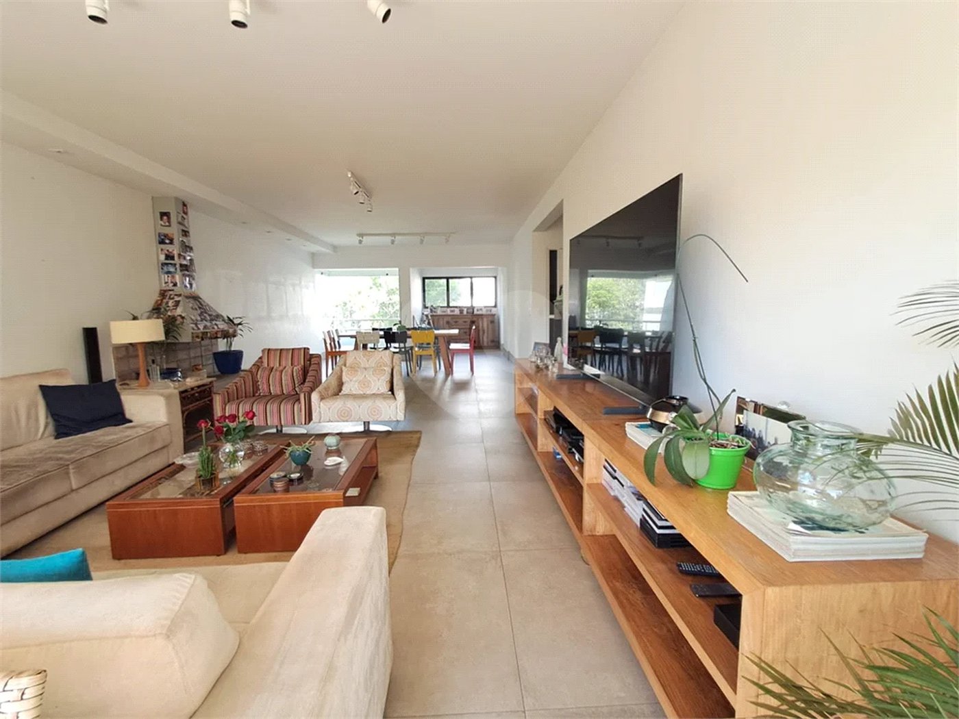 Imóvel de 226m² exclusivo com sala ampla 4 quartos, 2 suítes, 4 vagas Higienópolis