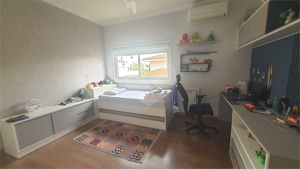 Casa no condomínio Damha II á venda!