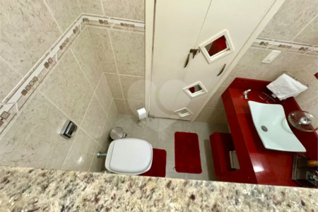 Casa de Alto Padrão à Venda no Parque dos Pássaros – 350 m²