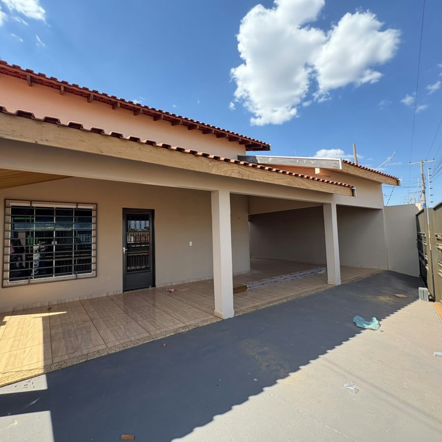 Casa para alugar com 3 quartos em Inocência, MS