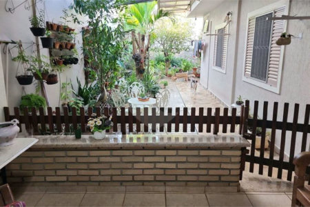 Casa térrea no Jardim Hikare