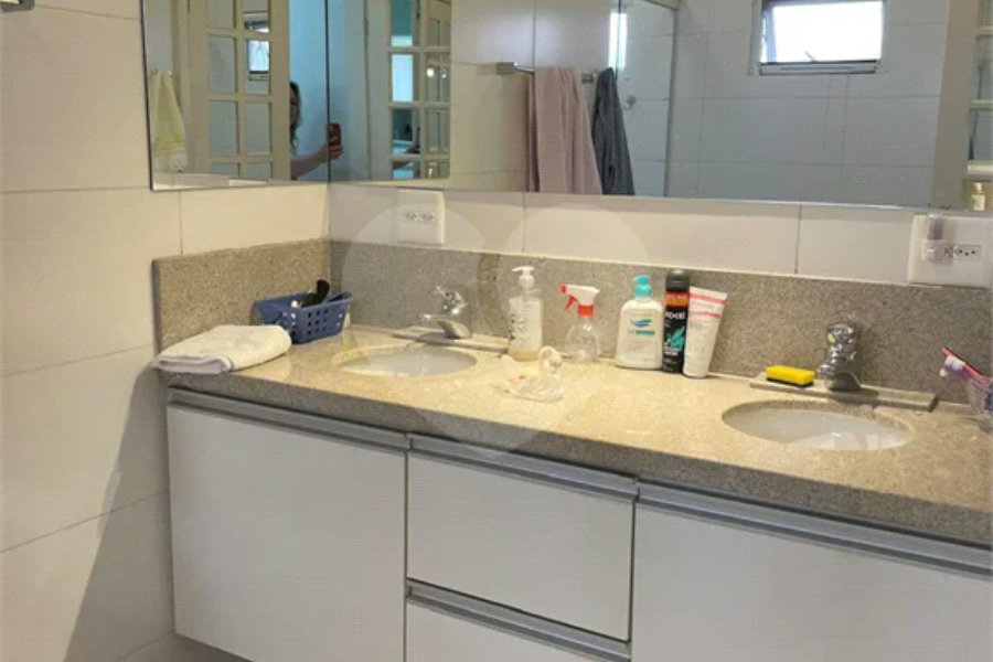 Casa à venda com 3 dormitórios no Bairro Cidade Jardim em Piracicaba - SP.