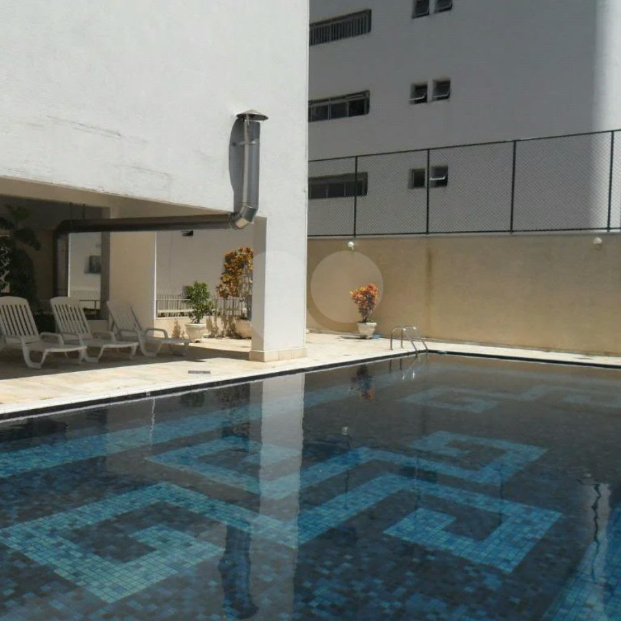 Apartamento com 212m², 4 quartos, 1 suíte, 2 vagas, à venda no bairro Santo Antônio, São Caetano do Sul
