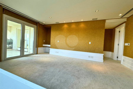 Duplex à venda ou para alugar com 5 suítes em Jardim Europa, São Paulo, SP