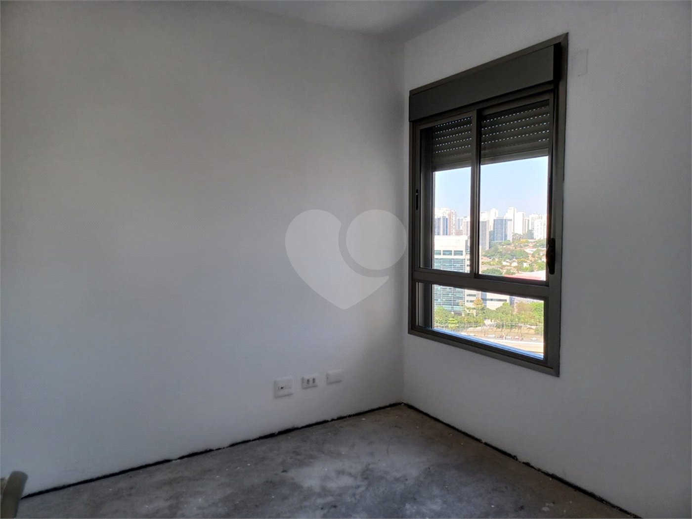 Apartamento à venda com 4 suítes em Real Parque, São Paulo, SP