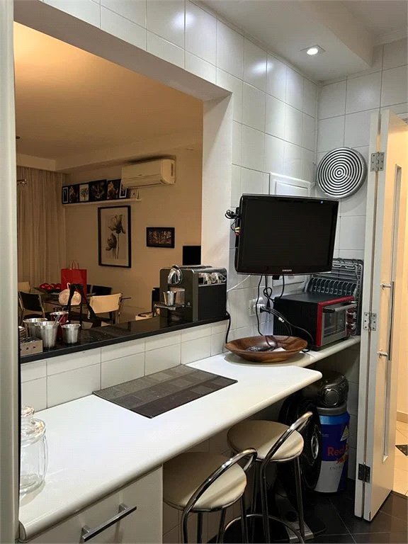 Apartamento à venda com 3 quartos, sendo 1 suíte,  em Jardim Caboré, São Paulo, SP