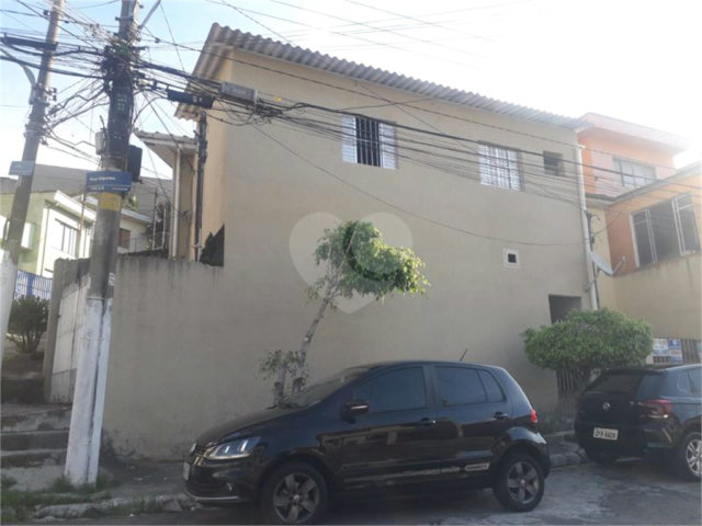 Sobrado à venda com 4 quartos, sendo 1 suíte,  em Tucuruvi, São Paulo, SP