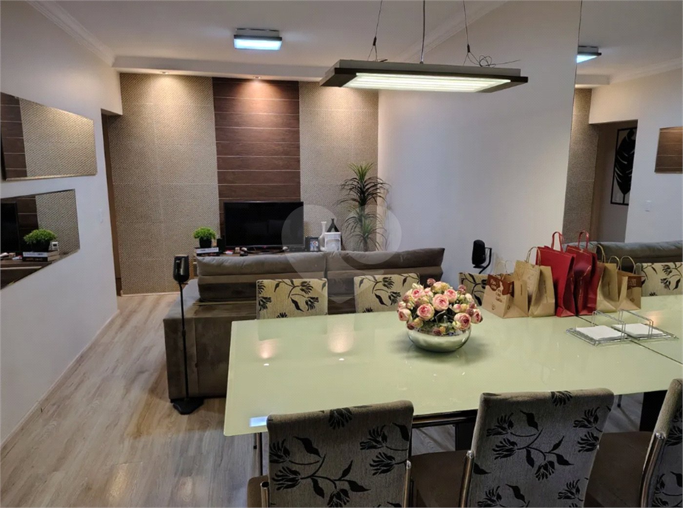 Apartamento à venda com 3 quartos, sendo 1 suíte,  em Jardim São José, Ribeirão Preto, SP