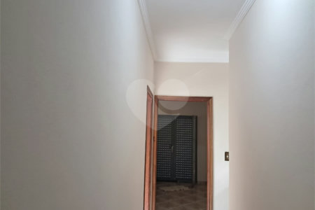 Casa à venda com 3 quartos, sendo 1 suíte, em Vila Boa Vista 1, São Carlos, SP