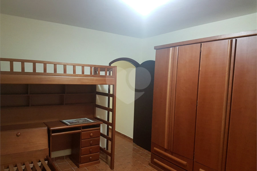 Sobrado à venda com 3 quartos, sendo 1 suíte, em Jardim Valéria, Guarulhos, SP