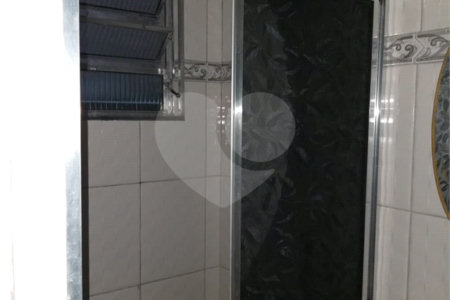 Sobrado à venda com 3 quartos, sendo 1 suíte, em Jardim Cruz do Corisco, São Paulo, SP