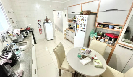 Sobrado à venda com 3 quartos, sendo 1 suíte,  em Vila Vitório Mazzei, São Paulo, SP