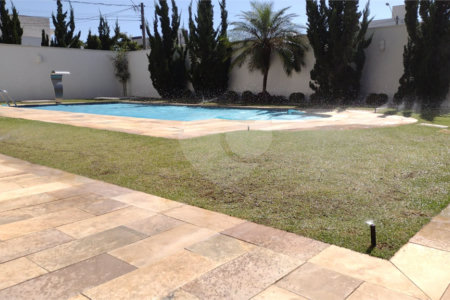 Casa à venda com 4 quartos, sendo 2 suítes,  no condomínio Damha Iii, São Carlos - SP