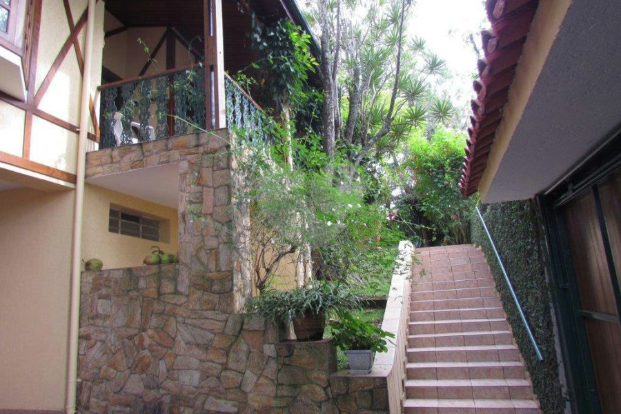 Casa Térrea à venda com 3 quartos, sendo 1 suíte, em Horto Florestal, São Paulo, SP