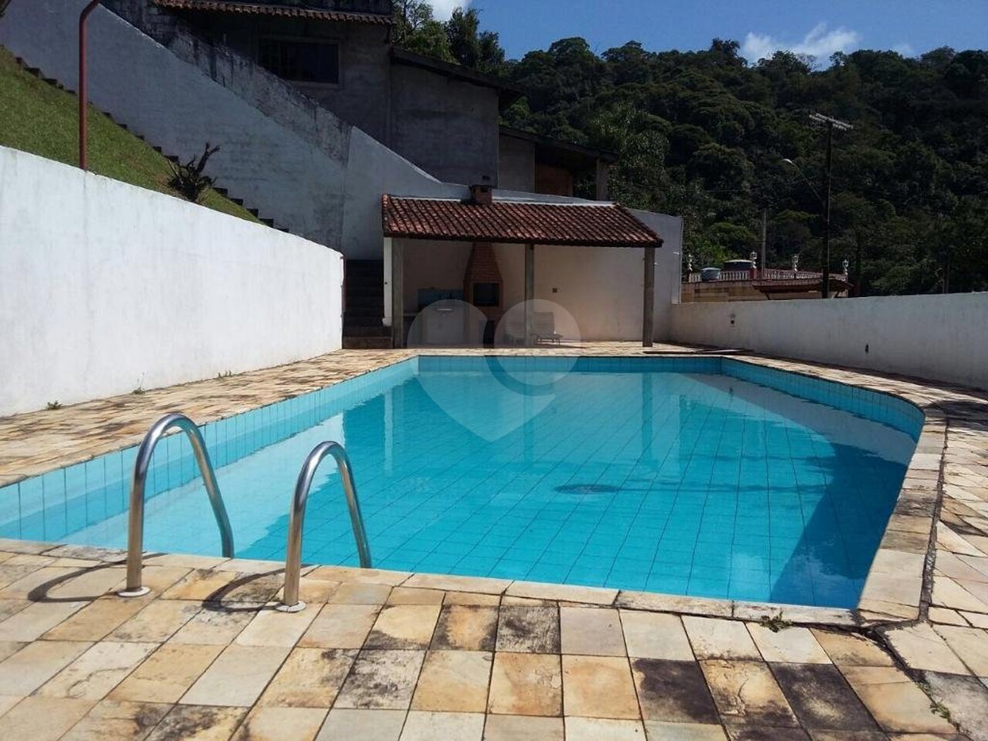 Sobrado à venda com 5 quartos em Jardim Mairiporã, Mairiporã, SP
