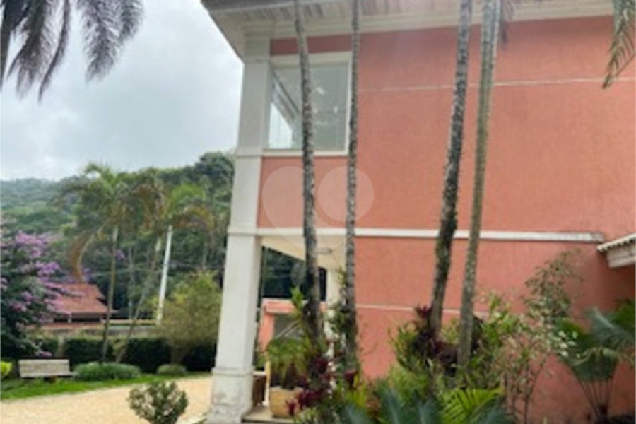 Casa à venda com 4 suítes no condomínio Parque Imperial da Cantareira, Mairiporã - SP