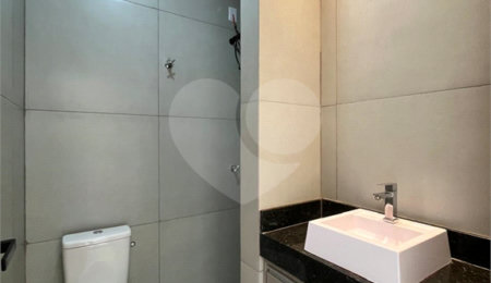 Casa à venda com 3 quartos, sendo 1 suíte,  em Jardim Alvorada, Três Lagoas, MS