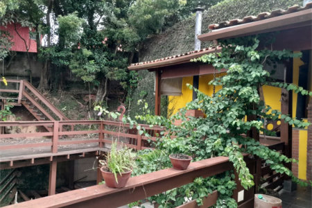Sobrado à venda com 6 quartos, sendo 3 suítes,  em Rolinópolis, São Paulo, SP