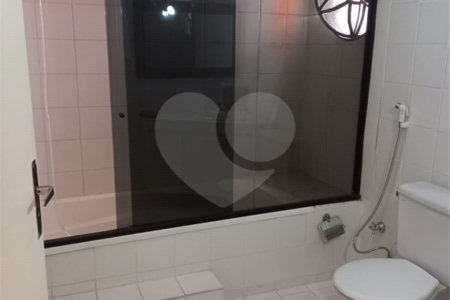 Casa para alugar com 4 quartos, sendo 1 suíte, em Chácara Santo Antônio, São Paulo, SP