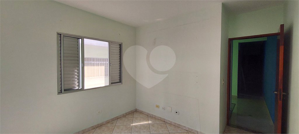 Sobrado à venda com 3 quartos, sendo 1 suíte, em Vila Sabrina, São Paulo, SP