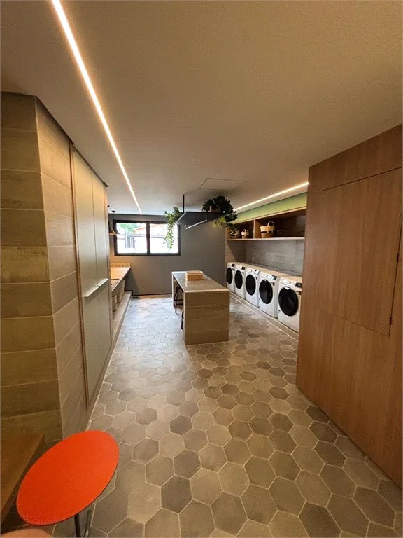 Apartamento à venda ou para alugar com 1 quarto em Pinheiros, São Paulo, SP