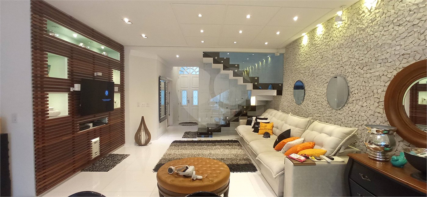 Casa à venda com 3 quartos no condomínio Granja Deolinda, Sorocaba - SP