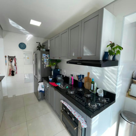 Apartamento com 2 dormitórios à venda, 74 m² por R$ 1.049.000,00 - Gonzaga - Santos/SP