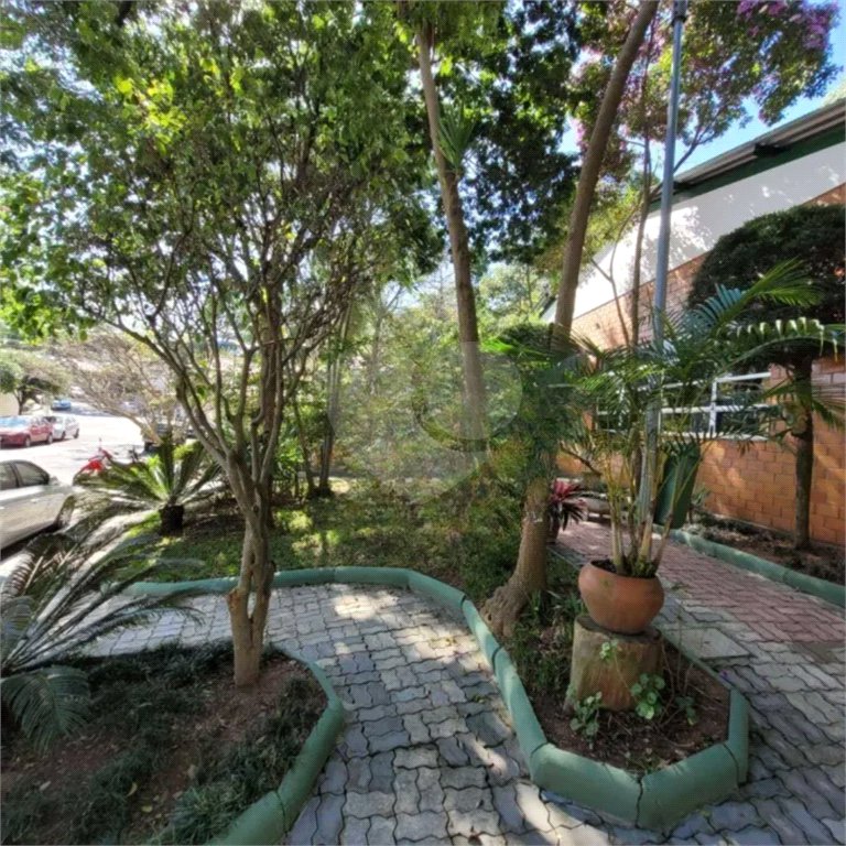 Sobrado à venda com 4 suítes em Jardim Olympia, São Paulo, SP