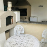 SOBRADO A VENDA NO TREMEMBÉ - 3 DORMS. (1 SUÍTE) E 5 VAGAS