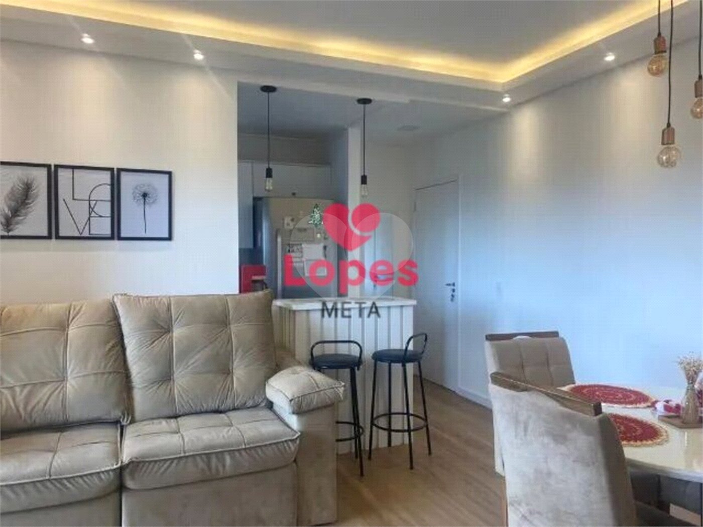 Apartamento à venda com 2 quartos, sendo 1 suíte, em Pagador de Andrade, Jacareí, SP