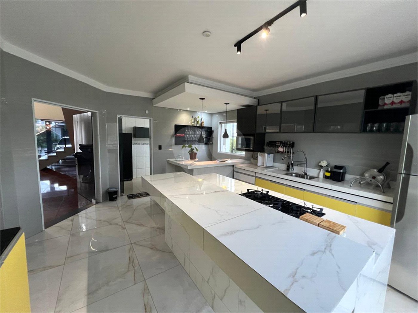 Casa à venda com 4 suítes no condomínio Golden Park Residence, Sorocaba - SP