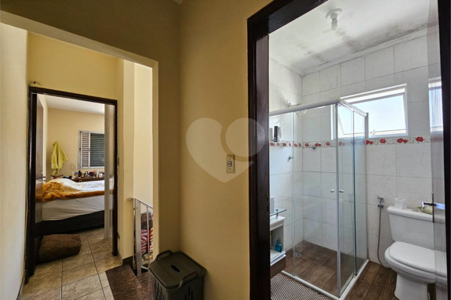 Sobrado à venda com 3 quartos em Vila Sabrina, São Paulo, SP
