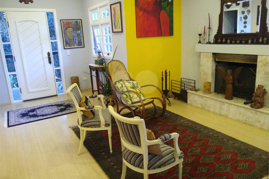 Casa à venda com 4 suítes no condomínio Alpes da Cantareira, Mairiporã - SP
