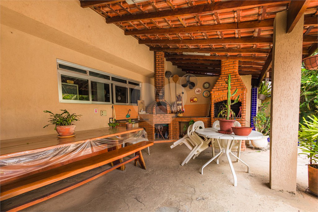 Casa à venda com 5 quartos, sendo 1 suíte, em Vila Rosália, Guarulhos, SP