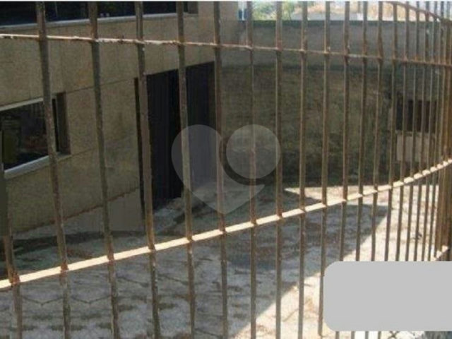 Sobrado à venda com 6 quartos, sendo 1 suíte,  em Santana, São Paulo, SP