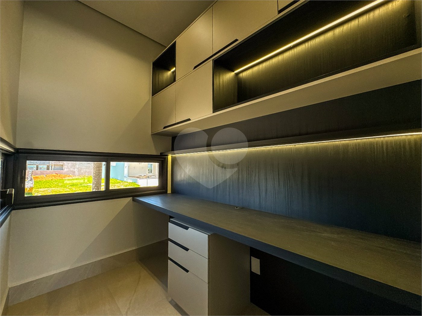 Casa à venda com 3 suítes no condomínio Jardim Residencial Dona Maria Candida, Indaiatuba - SP