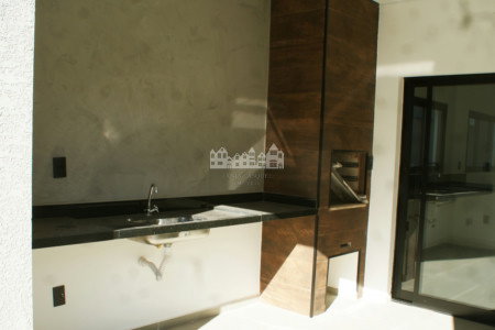 Sobrado de Alto Padrão para Venda em Atibaia – Sofisticação, Conforto e Localização Privilegiada