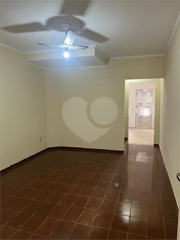 Casa à venda com 4 quartos, sendo 1 suíte, em Artur Alvim, São Paulo, SP