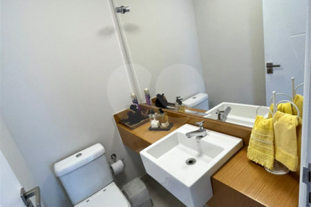 Apartamento à venda com 4 quartos, sendo 3 suítes, em Cambuci, São Paulo, SP