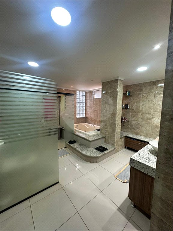 Casa à venda com 6 suítes em Pedro Juan Caballero, Amambay