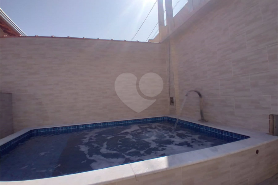 Casa Térrea à venda com 2 quartos, sendo 1 suíte, em Florida Mirim, Mongaguá, SP