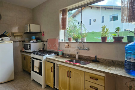 Casa à venda com 4 quartos, sendo 3 suítes, em Jardim Tapajós, Atibaia, SP