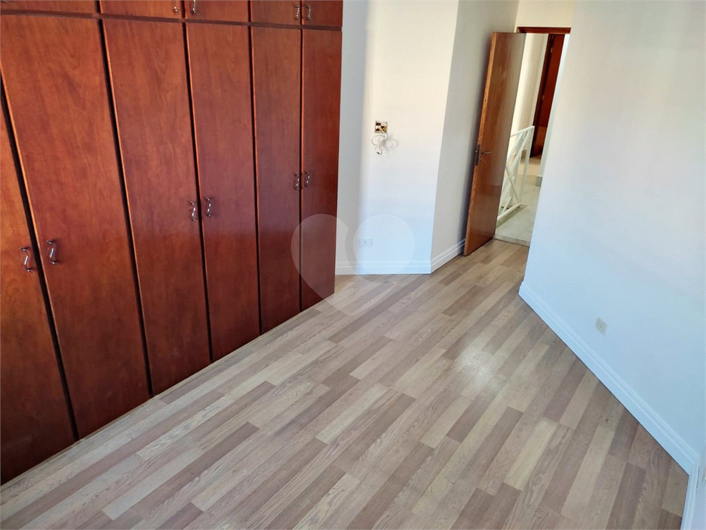 Sobrado à venda com 3 quartos, sendo 1 suíte,  em Vila Medeiros, São Paulo, SP