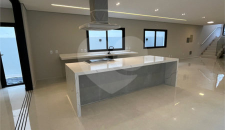 Casa à venda com 3 suítes em Parque Três Meninos, Sorocaba, SP