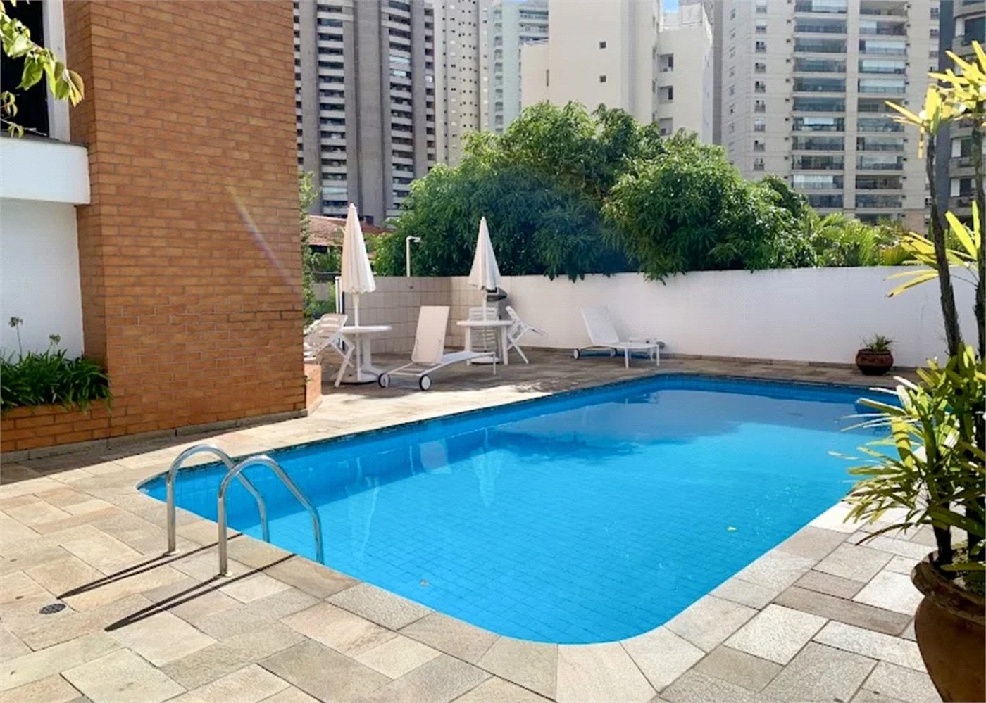 Cobertura à venda com 3 quartos, sendo 1 suíte,  em Vila Suzana, São Paulo, SP