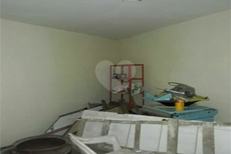 Sobrado à venda com 3 quartos, sendo 1 suíte,  em Santo Amaro, São Paulo, SP