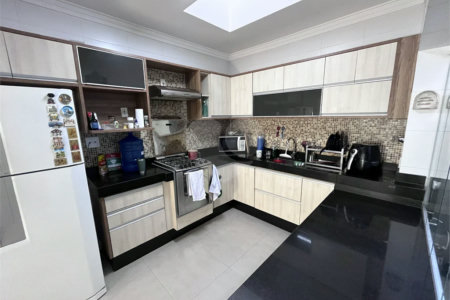 Casa à venda com 2 quartos, sendo 1 suíte, no condomínio Cond Villa D'este, São Paulo - SP