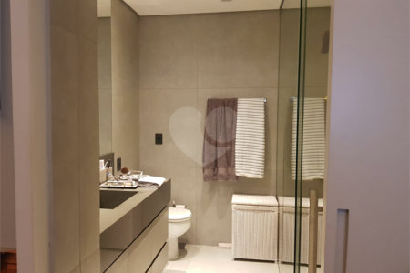 Apartamento à venda com 2 quartos, sendo 1 suíte, em Higienópolis, São Paulo, SP