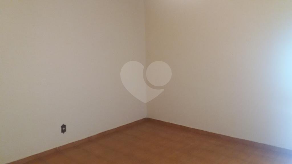 Sobrado à venda com 3 quartos, sendo 1 suíte, em Santa Terezinha, São Paulo, SP