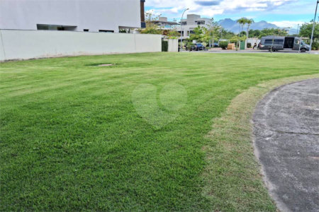 Terreno à venda com 1 suíte, em Barra da Tijuca, Rio de Janeiro, RJ